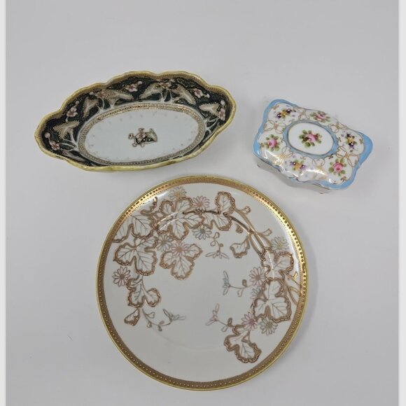 Lot 3 Antique Moriage Porcelain Nippon Wares Plate, Lidded Box & Bowl Japan - Picture 1 of 10